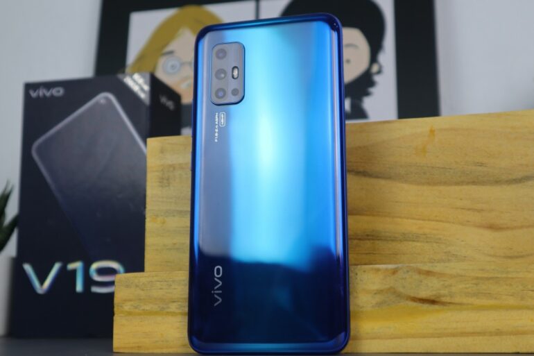 Vivo V19 Arctic Blue 5