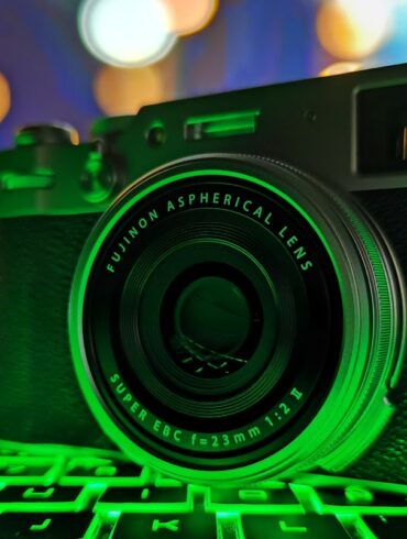 fujifilm X100V 1