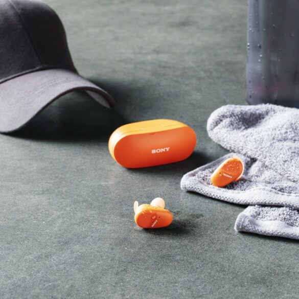 Hadir di Indonesia, Sony WF-SP800N Dijual dengan Harga 2 Jutaan Rupiah 37 Headphone WF SP800N dengan Kotak Pengisi Daya yang Ringkas dan Tahan Lama