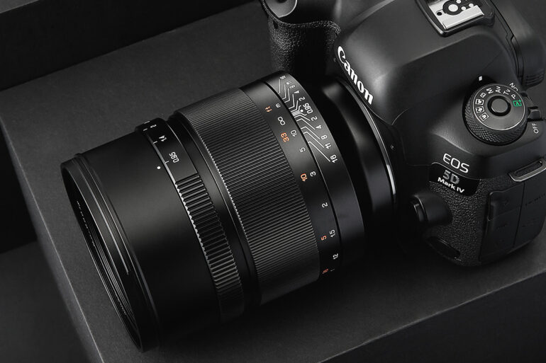 Mitakon Speedmaster 50mm F0.95 1