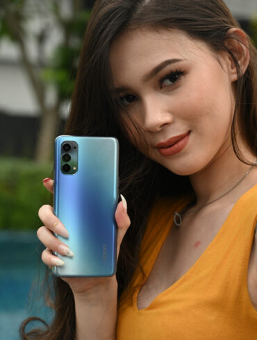 OPPO Reno 4 Glacier Blue