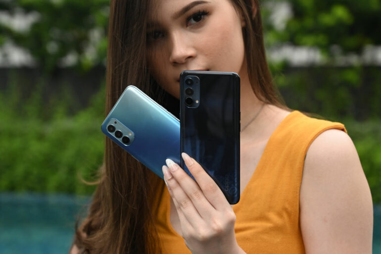 OPPO Reno4 dua warna