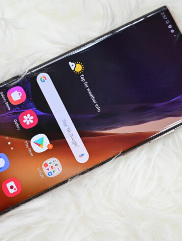 5 Alasan untuk Upgrade Smartphone ke Samsung Galaxy Note20 Series 29 Samsung Galaxy Note20 Ultra layar