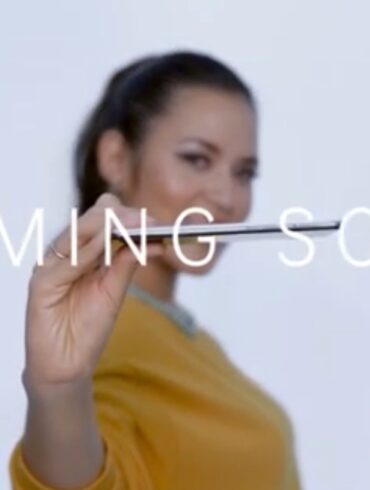 Teaser OPPO F 2 Teaser OPPO F 2