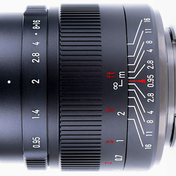 7artisans 35mm F0.95 1 e1605173840761