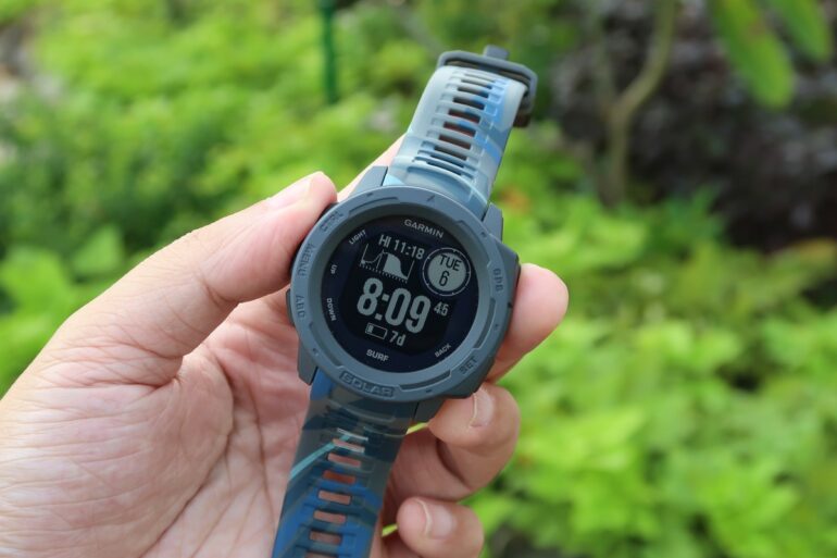 Garmin Instict Solar Surf Edition Indonesia 6