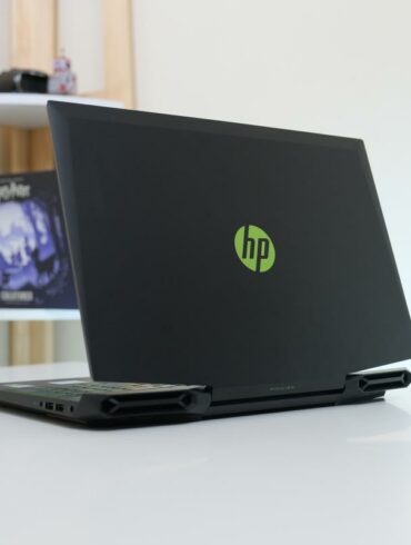 HP Pavilion Gaming 15 DK1064TX 1