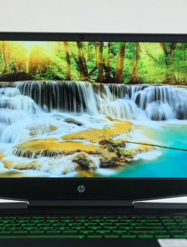 HP Pavilion Gaming 15 DK1064TX 3 HP Pavilion Gaming 15 DK1064TX 3