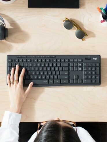 Logitech MK295 Silent Wireless Combo: Keyboard dan Mouse 500 Ribuan dengan Kinerja Sangat Senyap 32 Logitech MK295 Silent Wireless Combo 2