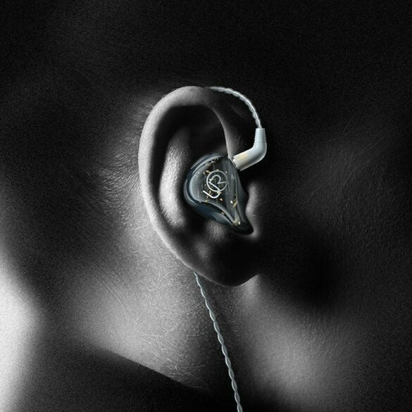 Meizu UR Live Special Edition: In Ear Headphone Premium dengan Rancangan Empat Driver Balanced Armature 19 Meizu UR Live Special Edition 1