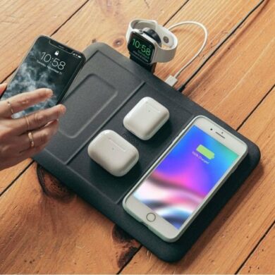Mophie 4 in 1 Wireless Charging Mat 1