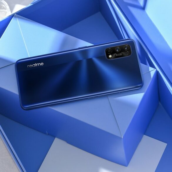 realme 7 Pro Mirror Blue 5