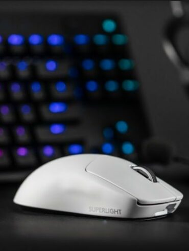 Logitech G Pro X Superlight White Logitech G Pro X Superlight White