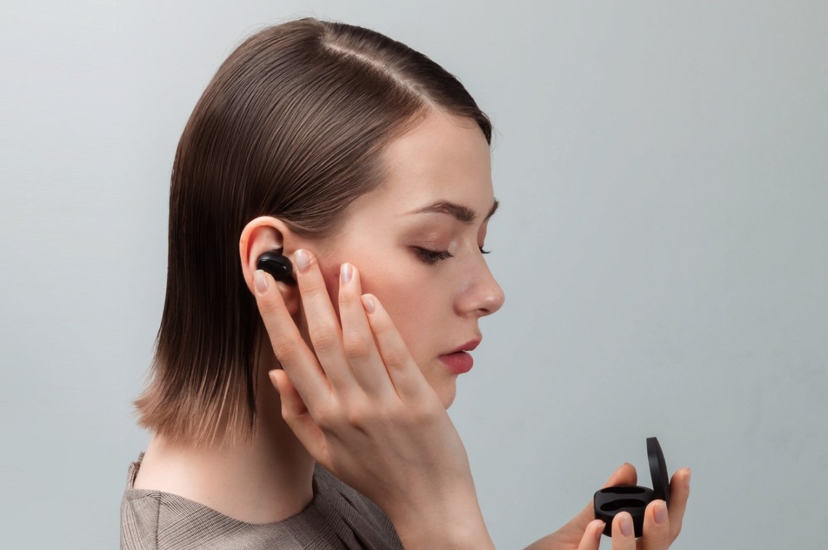 Mi True Wireless Earbuds Basic 2 