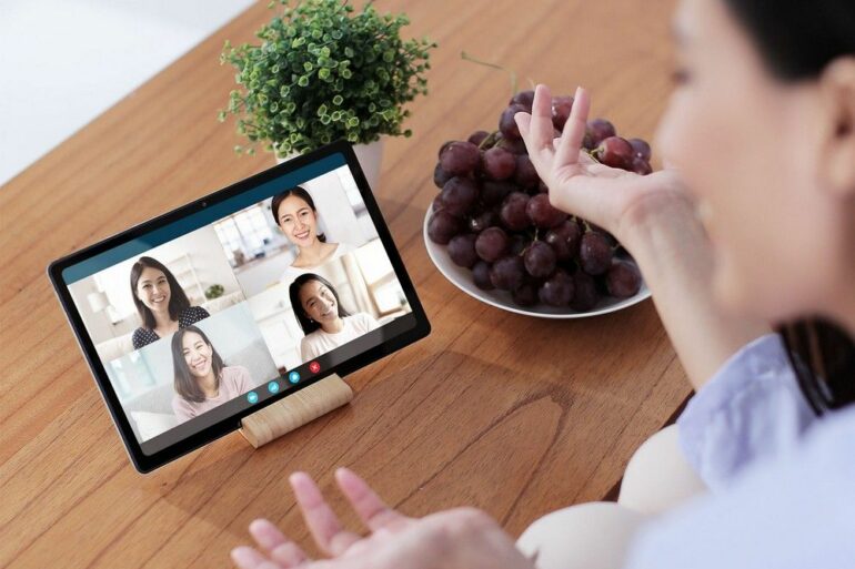 Samsung Galaxy Tab A7 Keep contact with your loved ones