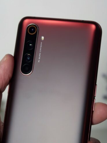 realme X50 Pro Rust Red 2