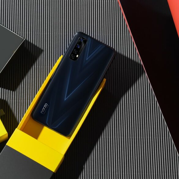 realme narzo 20 Pro Black Ninja 1