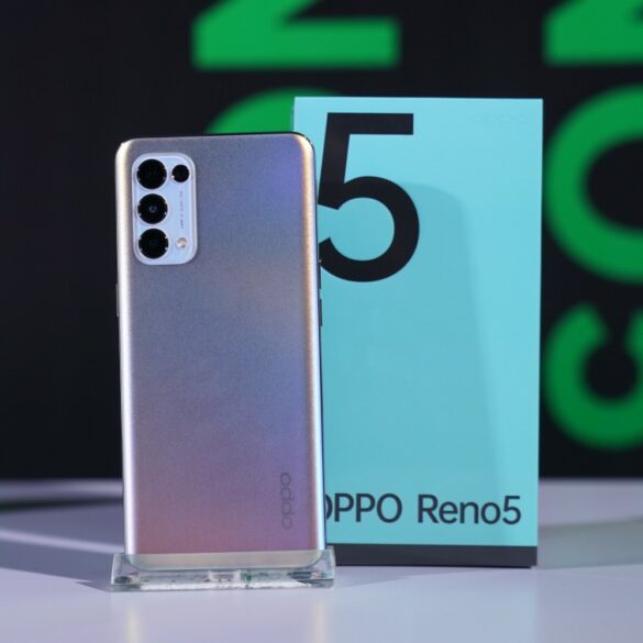 OPPO Reno5 4