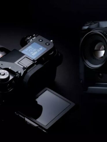 Fujifilm GFX100S VS GFX100 1 Fujifilm GFX100S VS GFX100 1