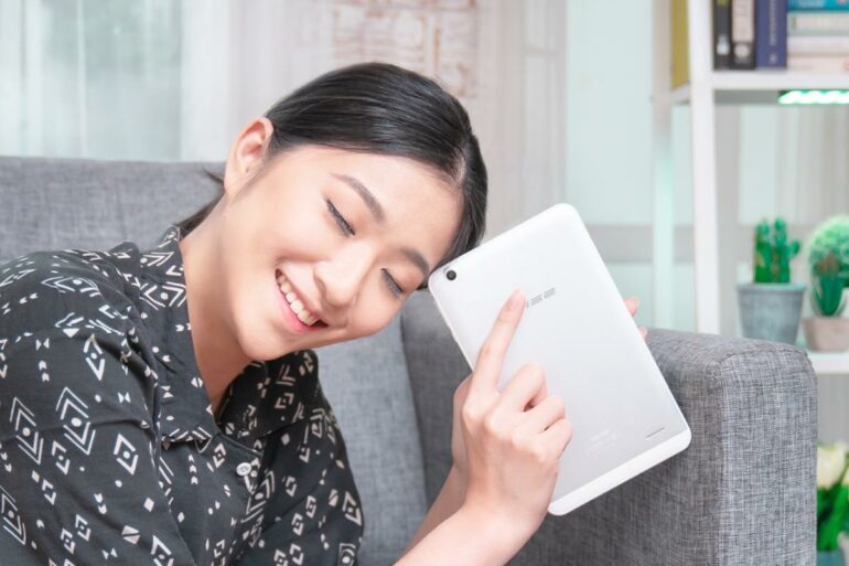 OAPAD: Tablet Pertama OASE Untuk Teman Kerja dan Belajar 39 OAPAD 2