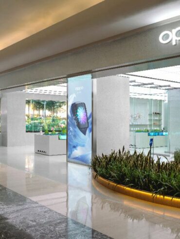 OPPO Gallery Plaza Indonesia 2