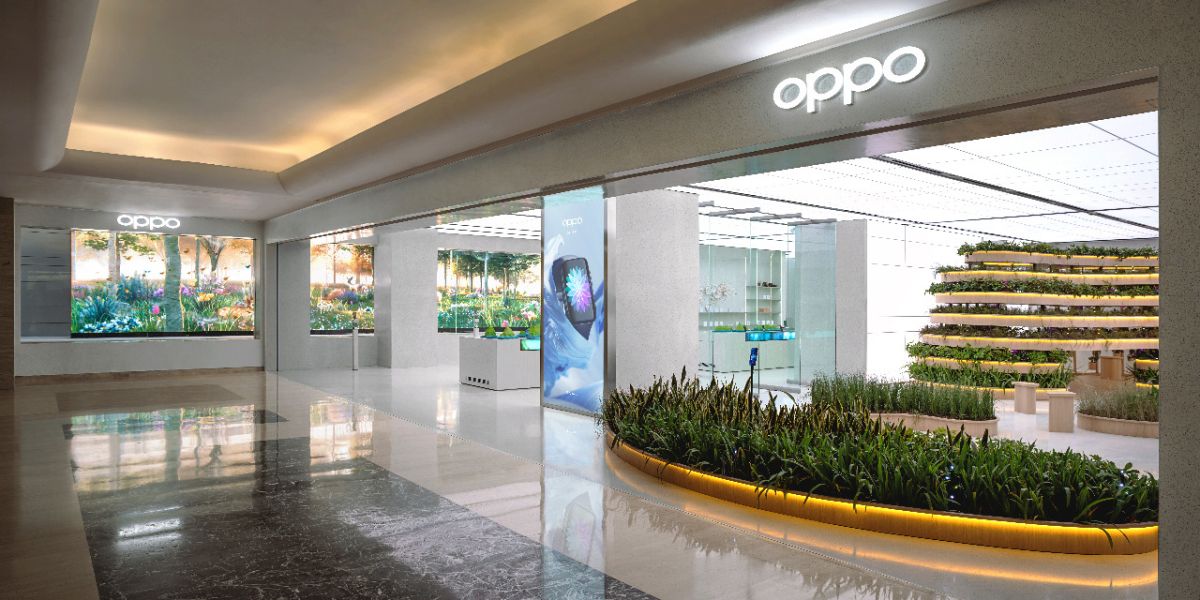 OPPO Gallery Plaza Indonesia 2