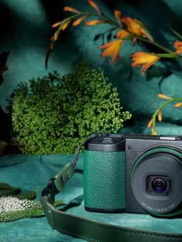 Ricoh GR III GRowING Edition Special Limited Kit 3