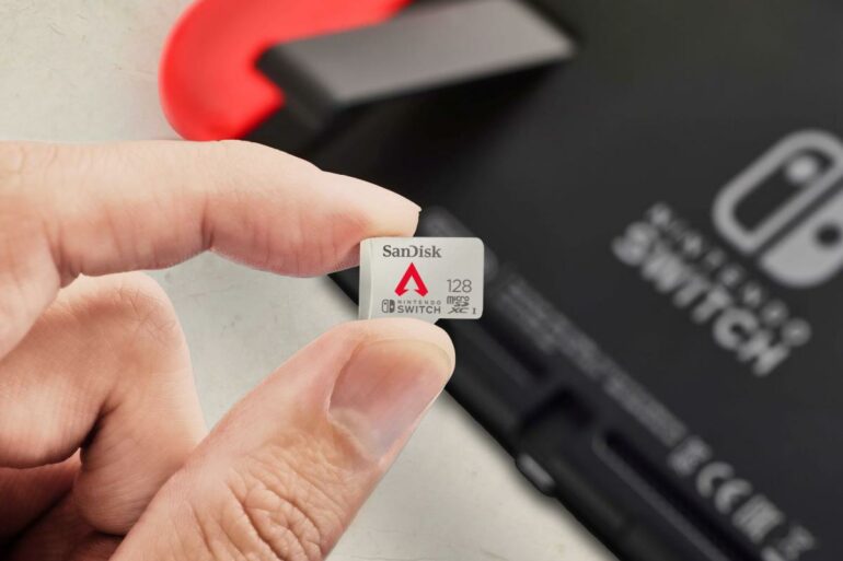 SanDisk Apex Legends MicroSDXC 1