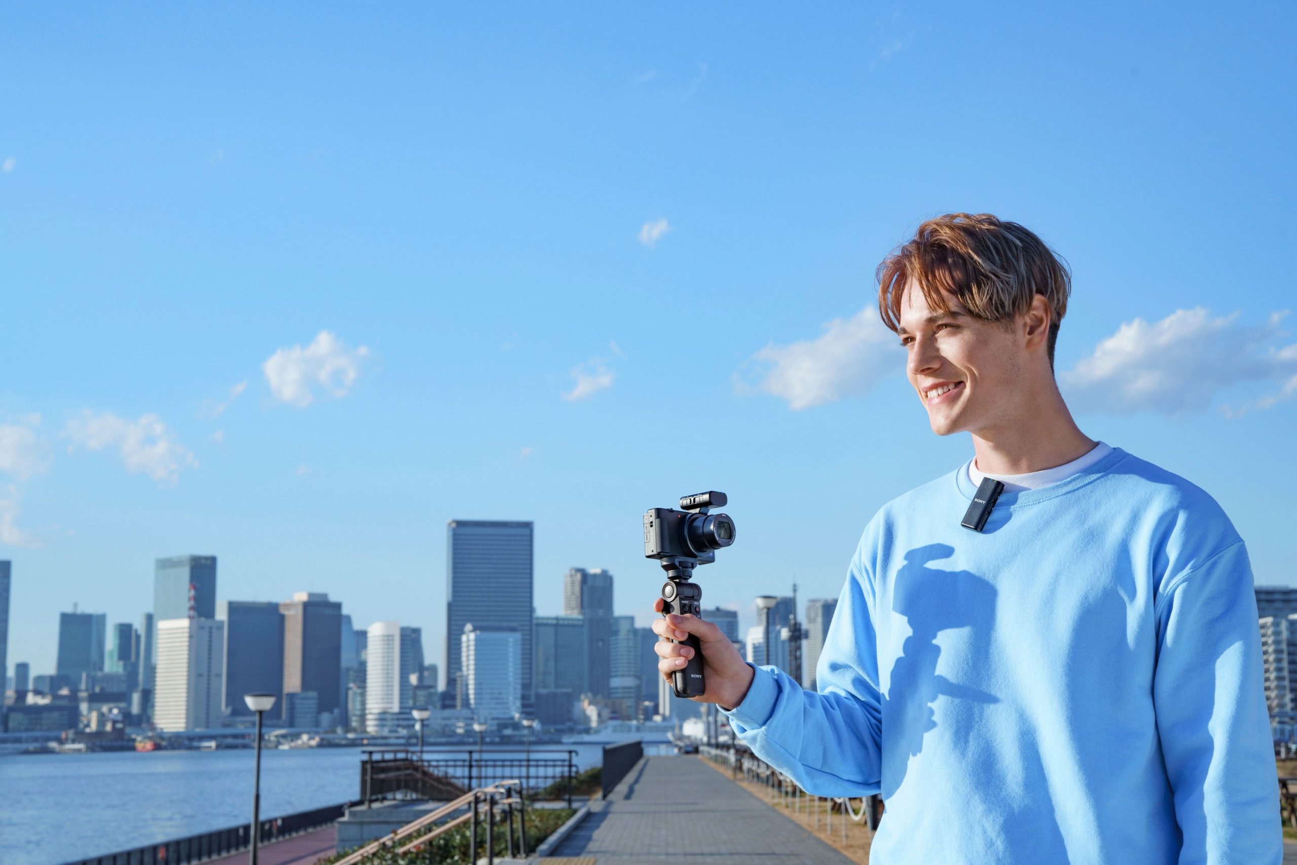 ECM W2BT Kamera ZV 1 dan Grip GP VPT2BT scaled