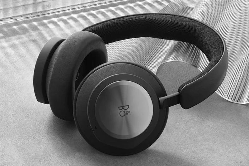Bang \u0026 Olufsen BeoPlay Portal 