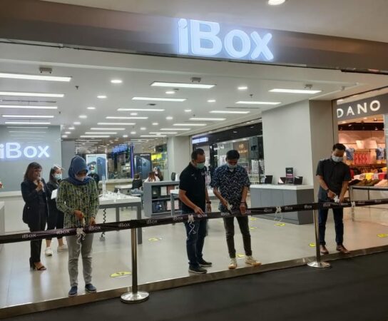 iBox Bandung indah plaza iBox Bandung indah plaza