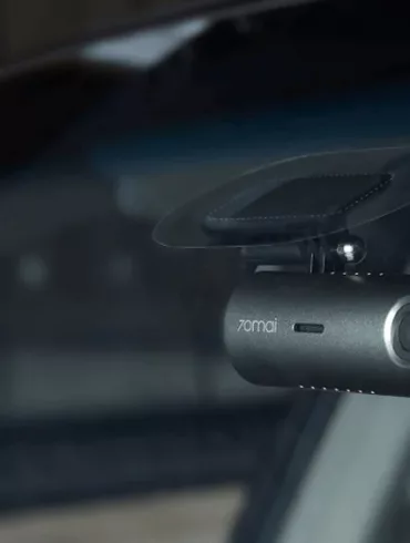 70mai Dash Cam M300: Kamera Dashboard Murah untuk Pemula, Mampu Deteksi Tabrakan 43 70mai Dash Cam M300