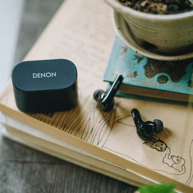 Denon AH C830NCW dan Denon AH C630W 1
