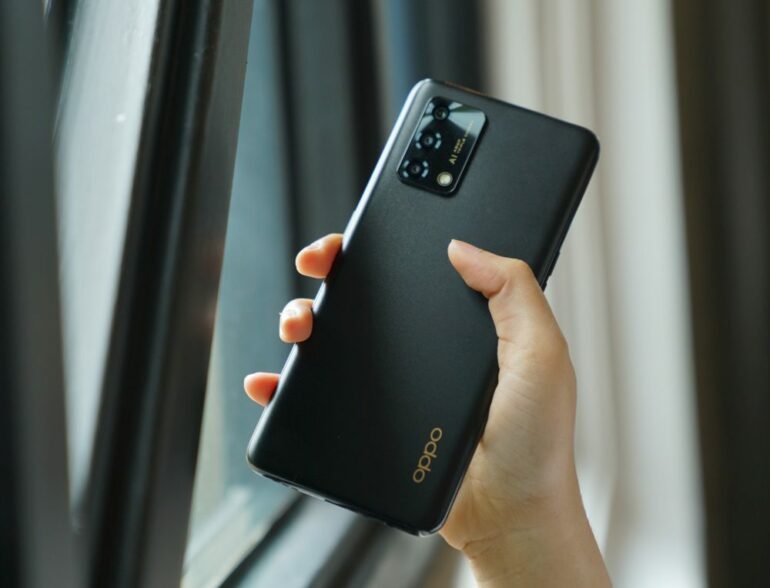 Tips Membuat Foto Profile Whatsapp & LinkedIn yang Menarik dengan OPPO A95 24 OPPO A95 Glowing Rainbow Black