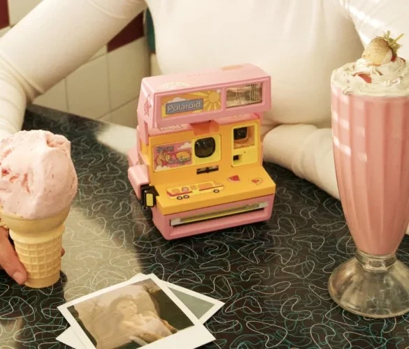 Malibu Barbie Polaroid 600 2