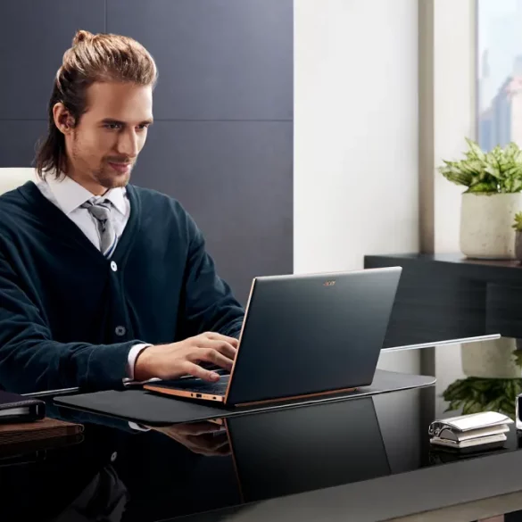 Acer Swift 5 SF514 56T 4