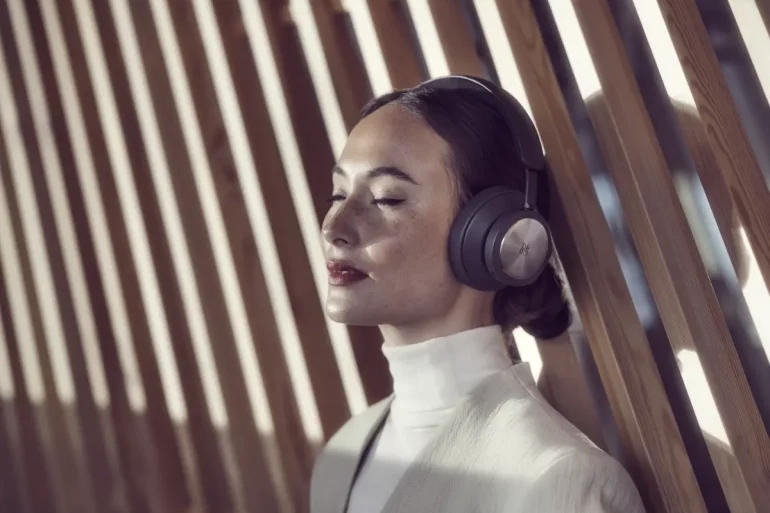 Bang Olufsen BeoPlay Portal 2022 1