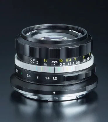 Cosina Nokton D35mm F1.2 1