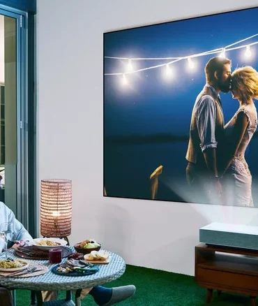 LG CineBeam HU715Q 1 LG CineBeam HU715Q 1