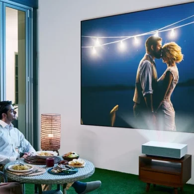 LG CineBeam HU715Q 1