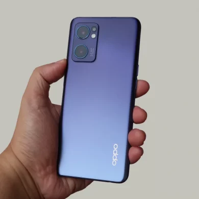 OPPO Reno7 5G Starry Black 1 1 OPPO Reno7 5G Starry Black 1 1