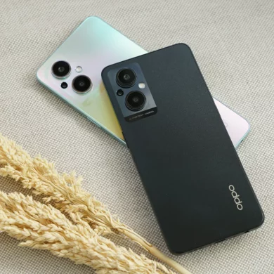 OPPO Reno7