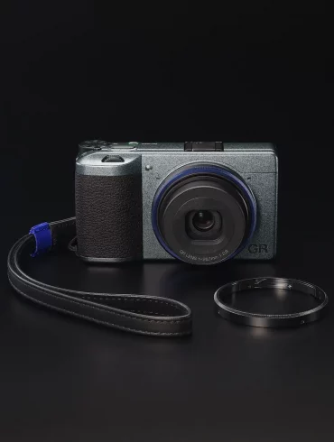Ricoh GR IIIx Urban Edition Special Limited Kit 1