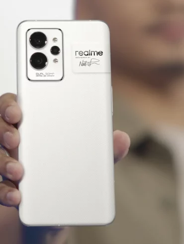 realme GT 2 Pro realme GT 2 Pro