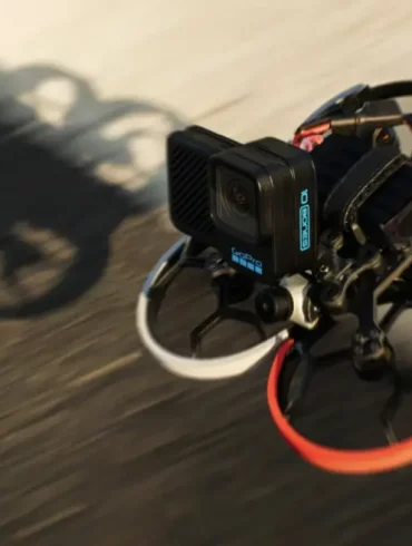 GoPro HERO10 Black Bones: Kamera Aksi GoPro Paling Ringan untuk Drone FPV 36 GoPro HERO10 Black Bones 3