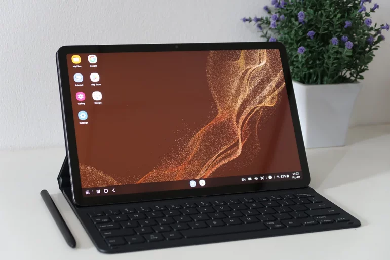 Review Samsung Galaxy Tab S8 53 Samsung Galaxy Tab S8 WiFi 7