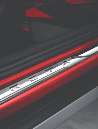 2 Hyundai Genuine Accessories Door Sill Guard