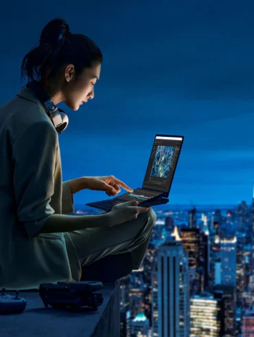 ASUS Zenbook Pro 14 Duo OLED 1