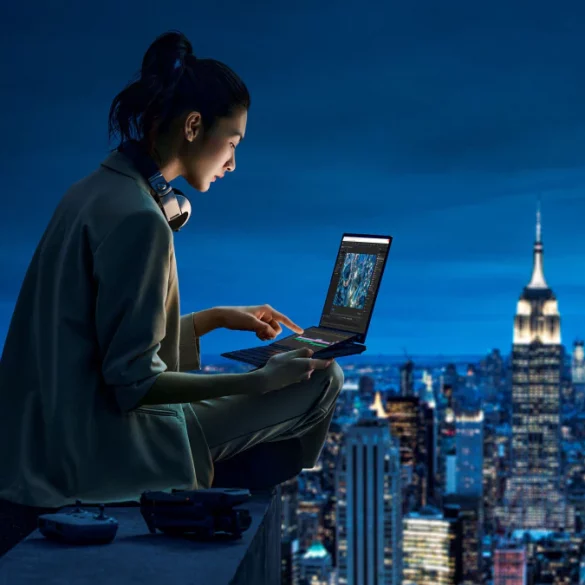 ASUS Zenbook Pro 14 Duo OLED 1