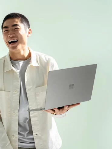 Microsoft Surface Laptop Go 2 4